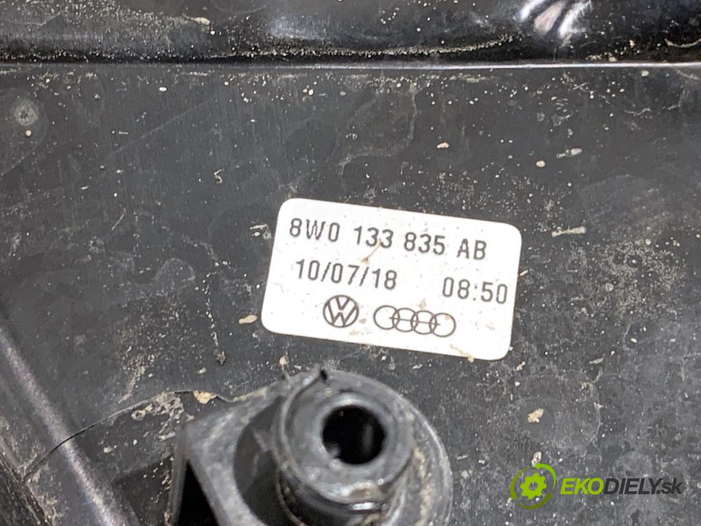 AUDI A4 B9 sedan 2018 185 kW 2.0 TFSI quattro 1984 Obal filtra vzduchu 8W0133835AB 06L129629G (Obal vzduchového filtra)