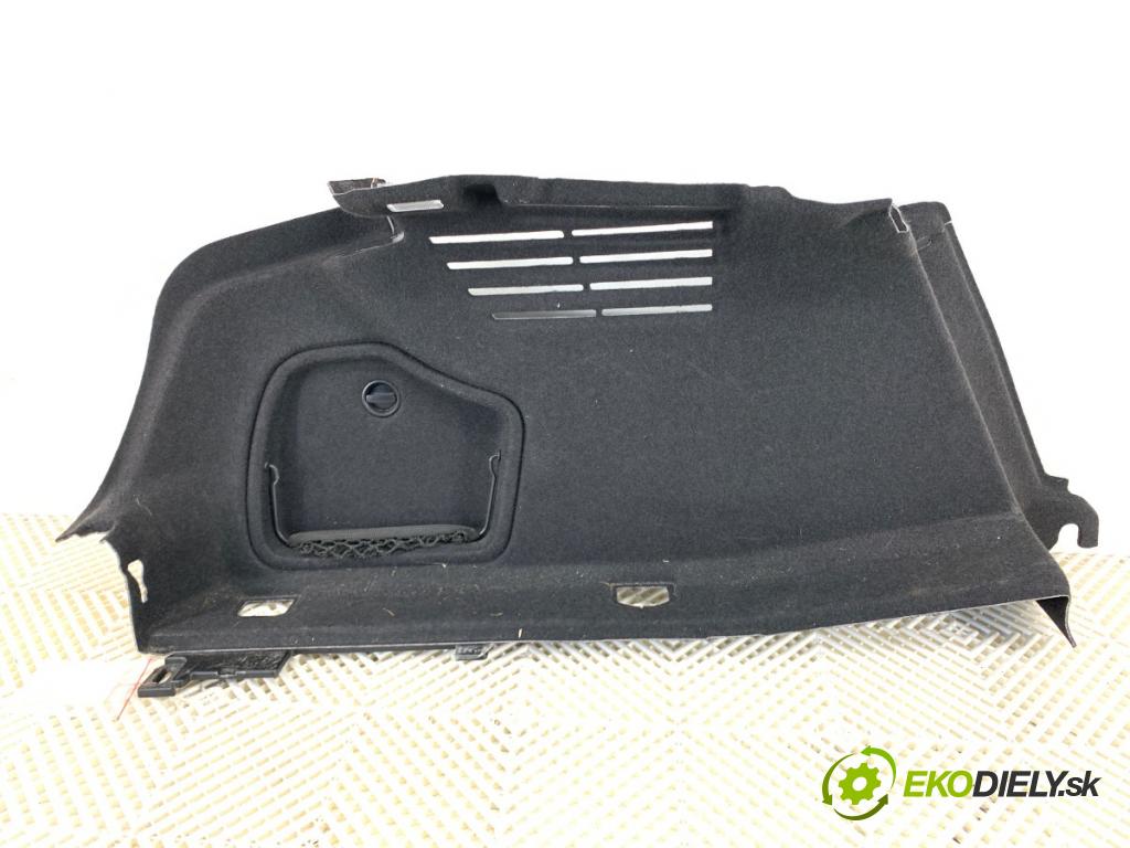 AUDI A4 B9 sedan 2018 185 kW 2.0 TFSI quattro 1984 ča kufra levý 8W5863879AC