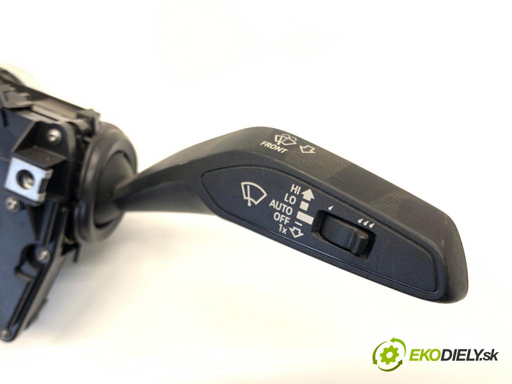 AUDI A4 B9 sedan 2018 185 kW 2.0 TFSI quattro 1984 Prepínač kombinovaný 4M0907129GB (Prepínacie páčky pod volantom)