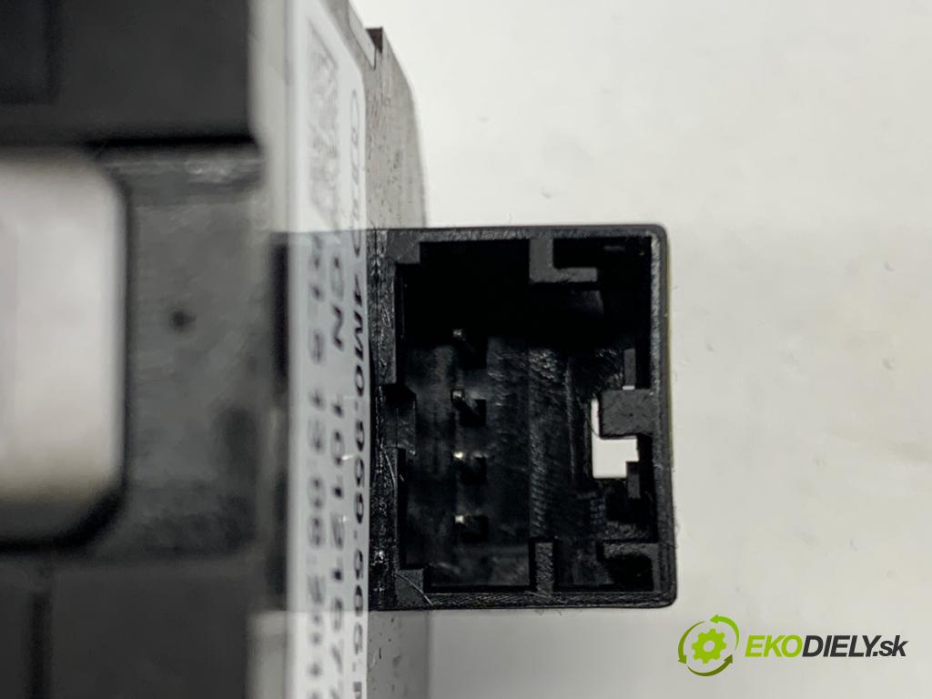 AUDI A4 B9 sedan 2018 185 kW 2.0 TFSI quattro 1984 přepínač nastavení zpětných zrcátek 4M0959565M (Páčky pod volantem)