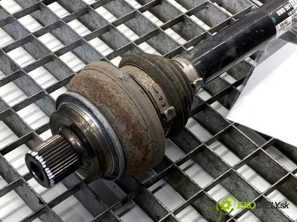 AUDI A4 B9 sedan 2018 185 kW 2.0 TFSI quattro 1984 poloos pravý zadní část 8W0501203D