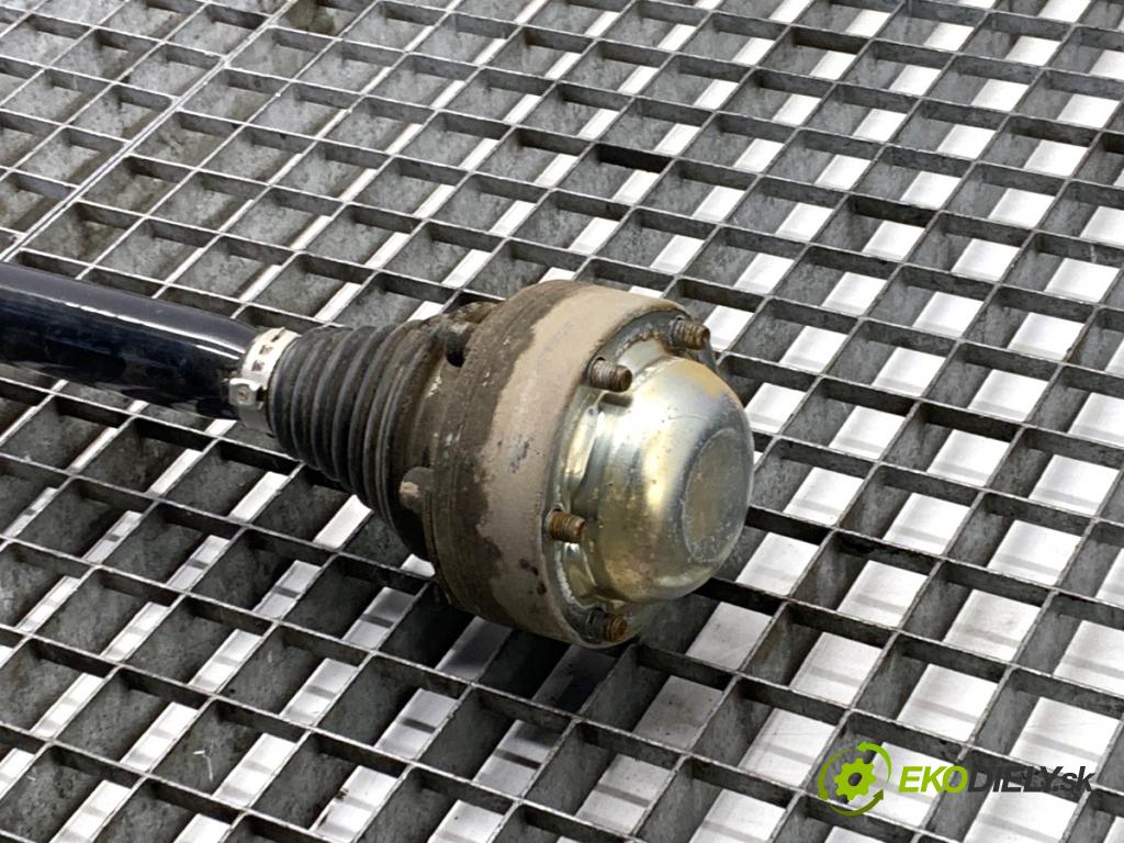 AUDI A4 B9 sedan 2018 185 kW 2.0 TFSI quattro 1984 poloos pravý zadní část 8W0501203D