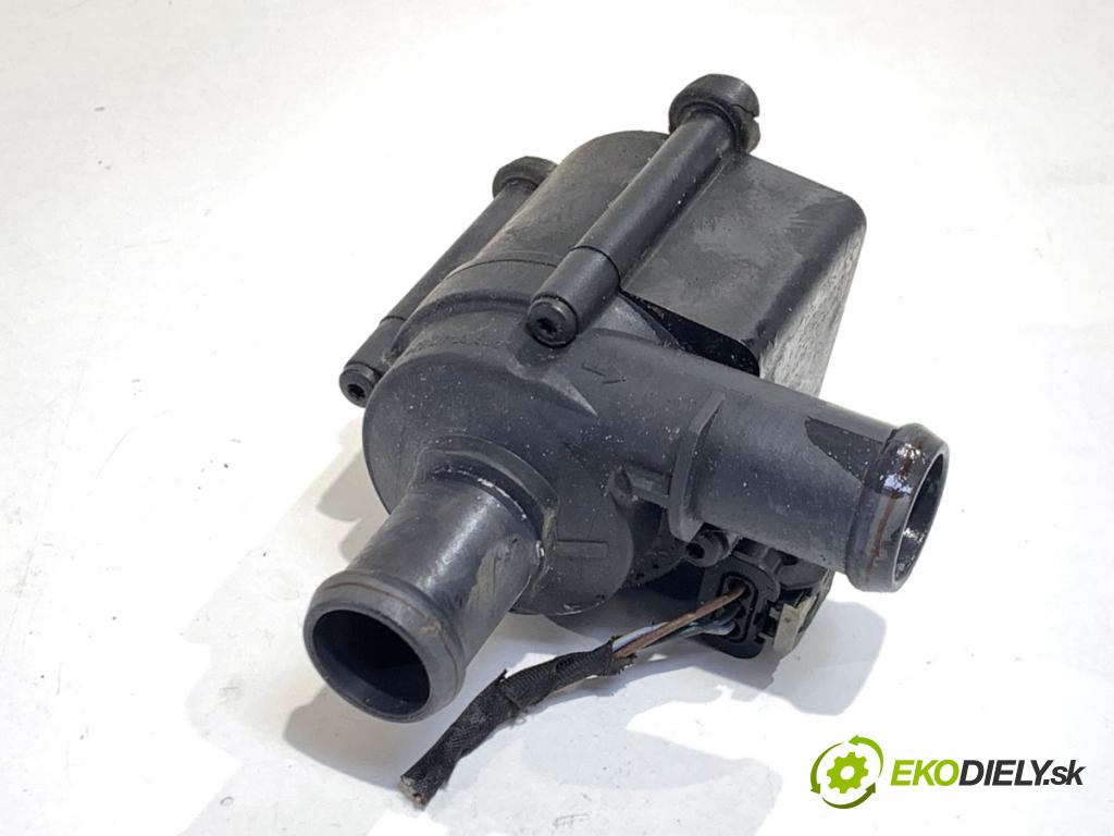 AUDI A4 B9 sedan 2018 185 kW 2.0 TFSI quattro 1984 DALŠÍ: Pumpa vody 06H121601N (Vodná pumpa)