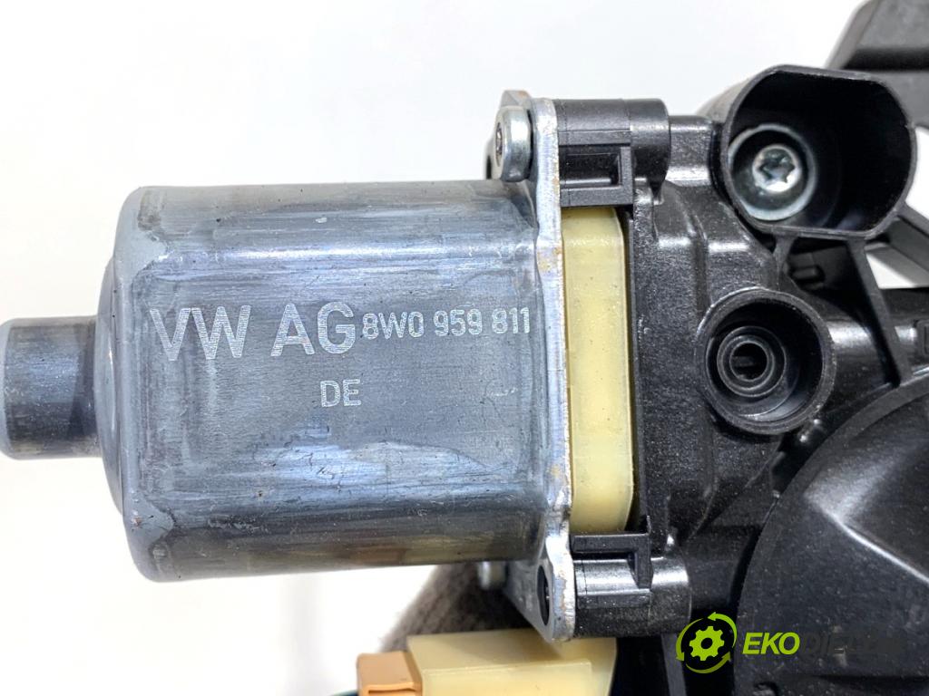 AUDI A4 B9 sedan 2018 185 kW 2.0 TFSI quattro 1984 Mechanizmus okna ľavy zad 8W0839461