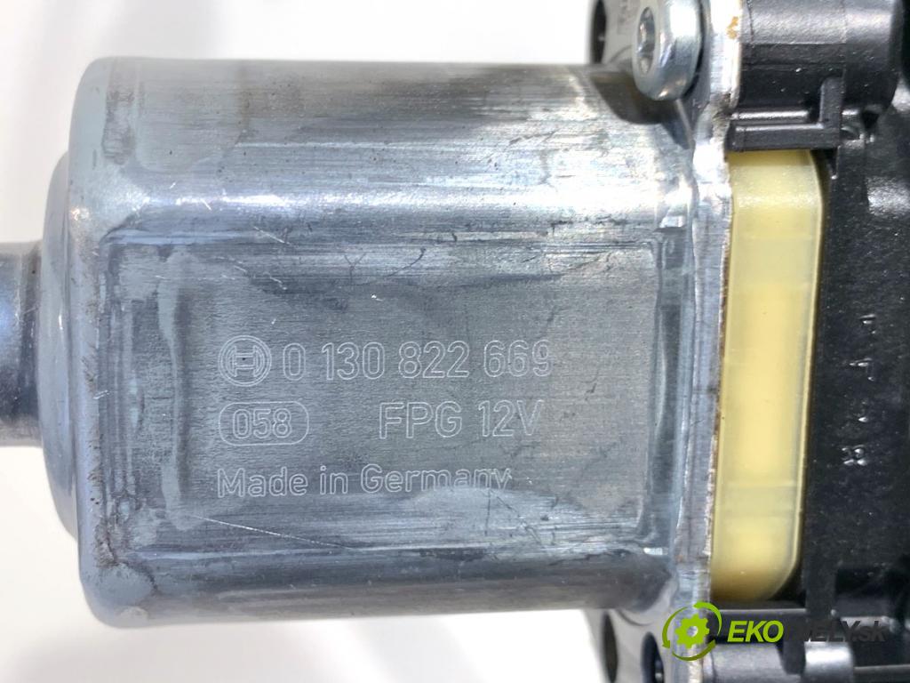 AUDI A4 B9 sedan 2018 185 kW 2.0 TFSI quattro 1984 Mechanizmus okna ľavy zad 8W0839461