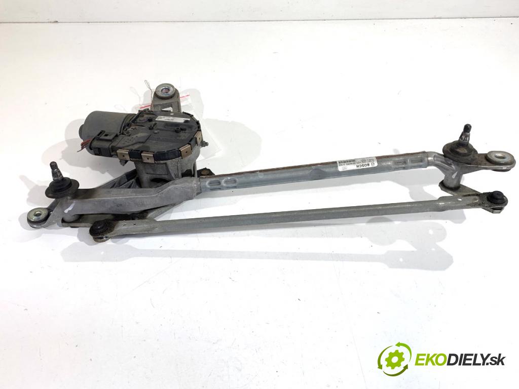 AUDI A4 B9 sedan 2018 185 kW 2.0 TFSI quattro 1984 mechanismus stěračů přední část 8W1955023A (Motorek stěračů přední)