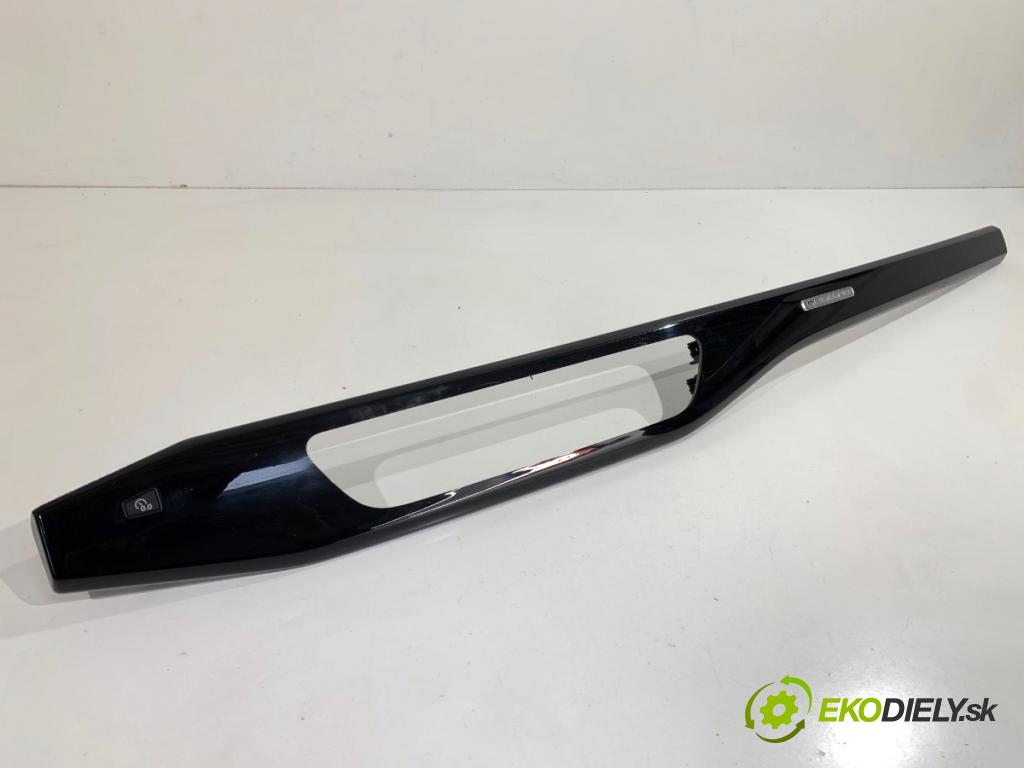 AUDI A4 B9 sedan 2018 185 kW 2.0 TFSI quattro 1984 lišty kryt 8W1853190S 8W1863969H (Lišta)