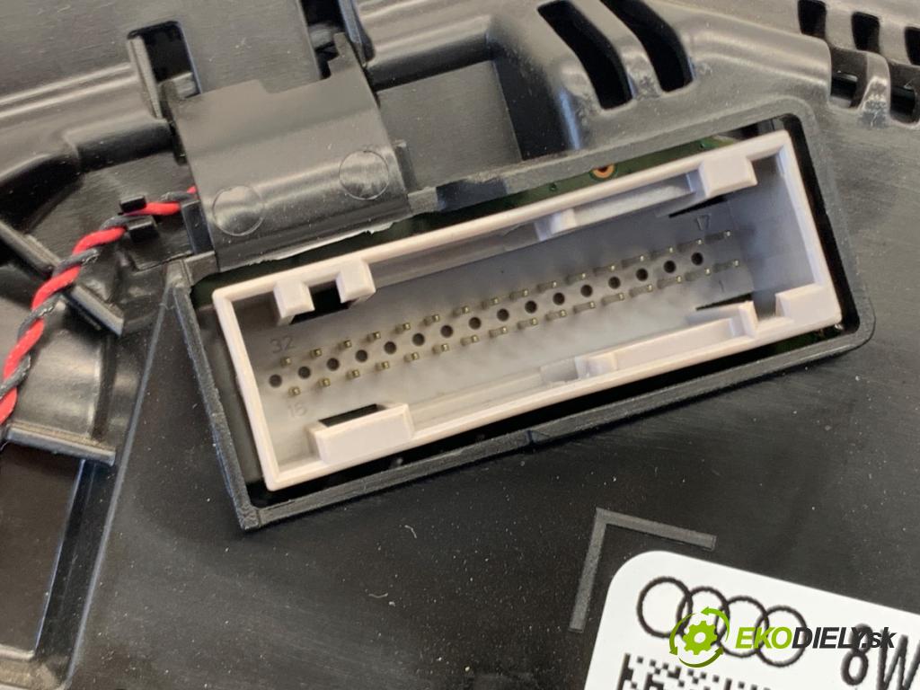 AUDI A4 B9 sedan 2018 185 kW 2.0 TFSI quattro 1984 Prístrojovka 8W5920890G (Prístrojová doska)