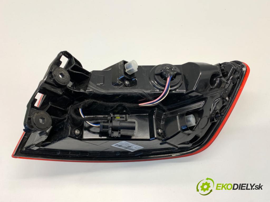 AUDI A4 B9 sedan 2018 185 kW 2.0 TFSI quattro 1984 Svetlo ľavy zad 8W5945091F