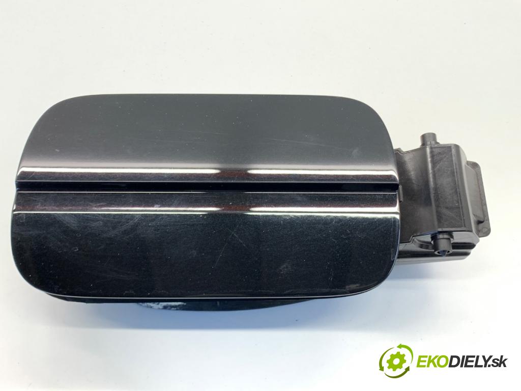 AUDI A4 B9 sedan 2018 185 kW 2.0 TFSI quattro 1984 Dvierka nádrže paliva  (Kľučka dverí ostatné)