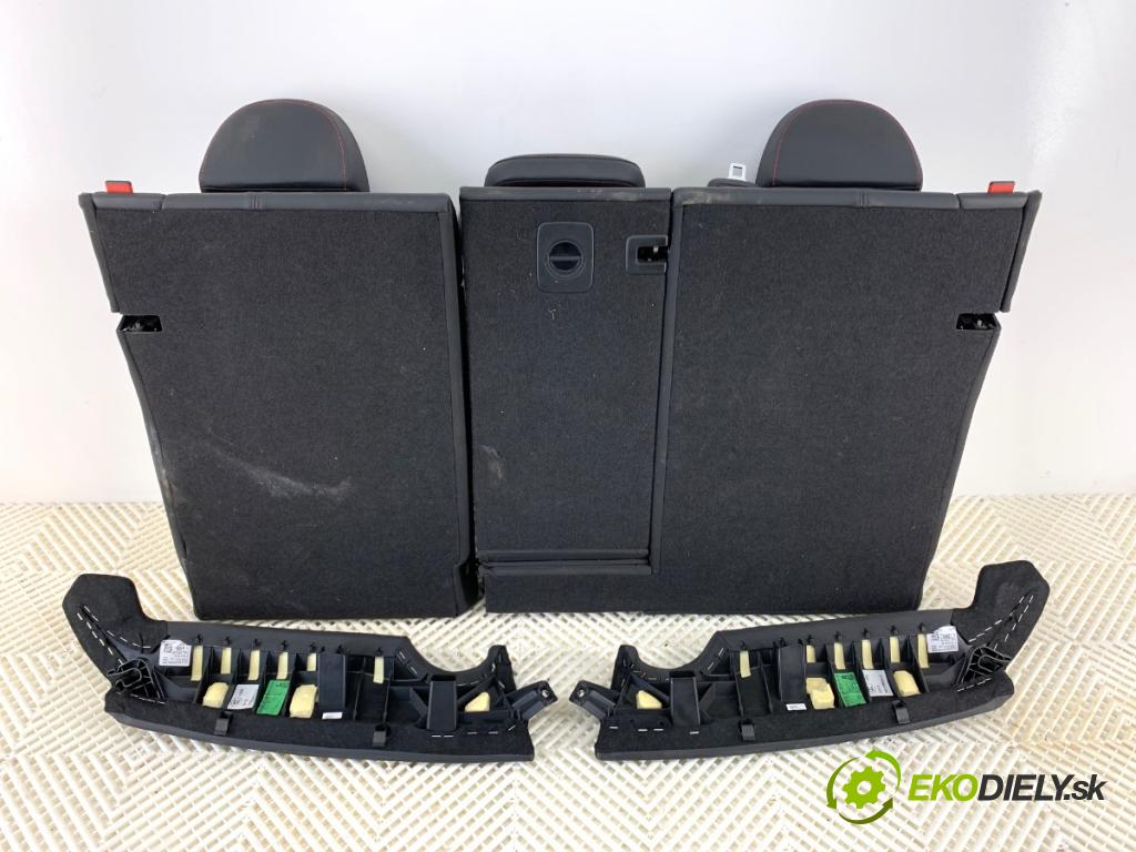 AUDI A4 B9 sedan 2018 185 kW 2.0 TFSI quattro 1984 Sedadlo druhý rad