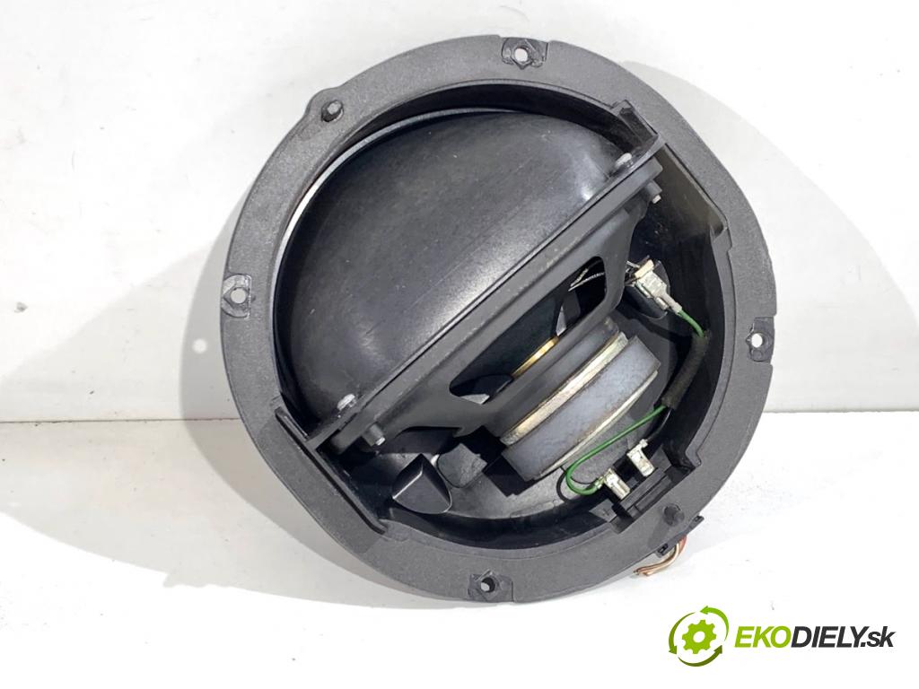 AUDI A4 B9 sedan 2018 185 kW 2.0 TFSI quattro 1984 reproduktory 8W5035412A 8W5035297