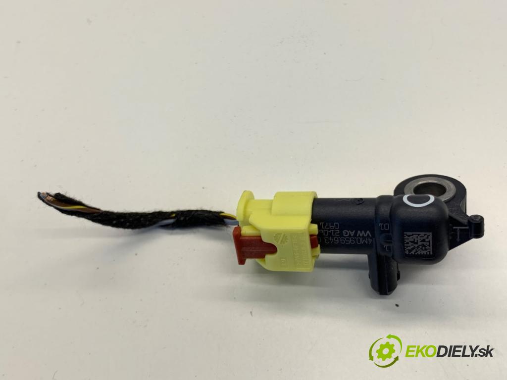 AUDI A4 B9 sedan 2018 185 kW 2.0 TFSI quattro 1984 Snímač nárazu 4M0959643 (Snímač nárazu)