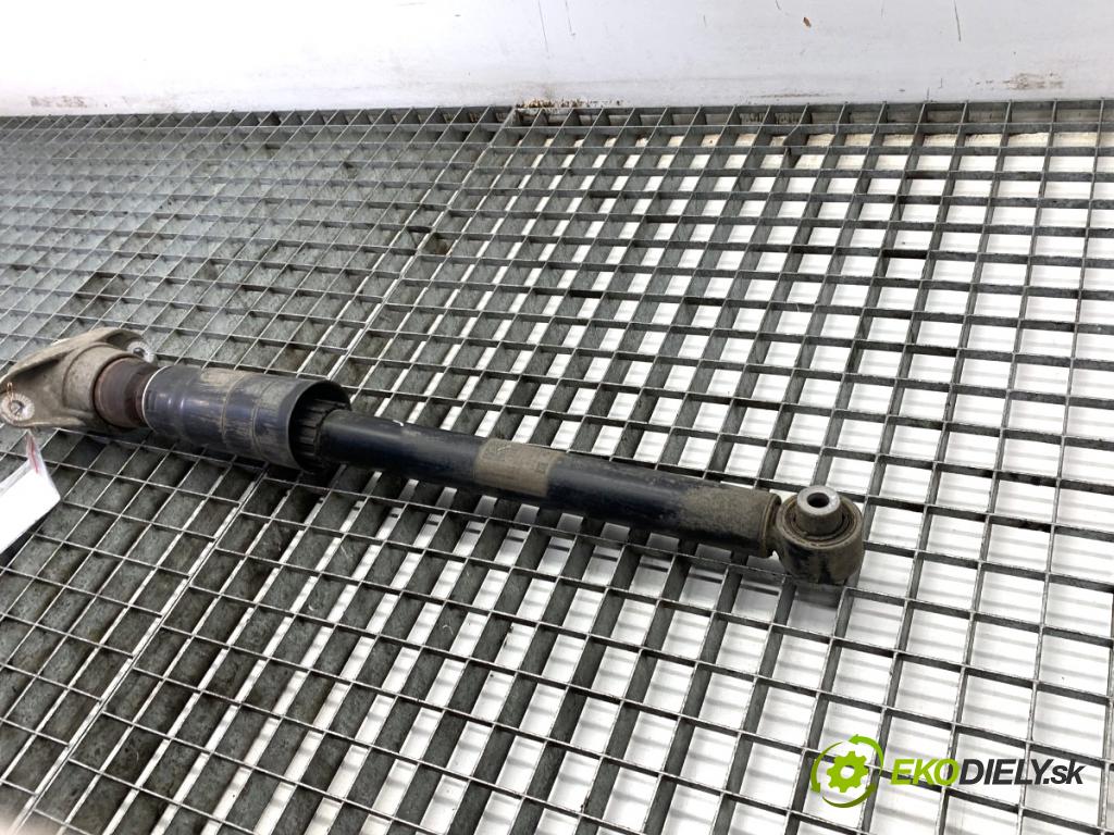 AUDI A4 B9 sedan 2018 185 kW 2.0 TFSI quattro 1984 Tlmič ľavy zad 8W0513035AD