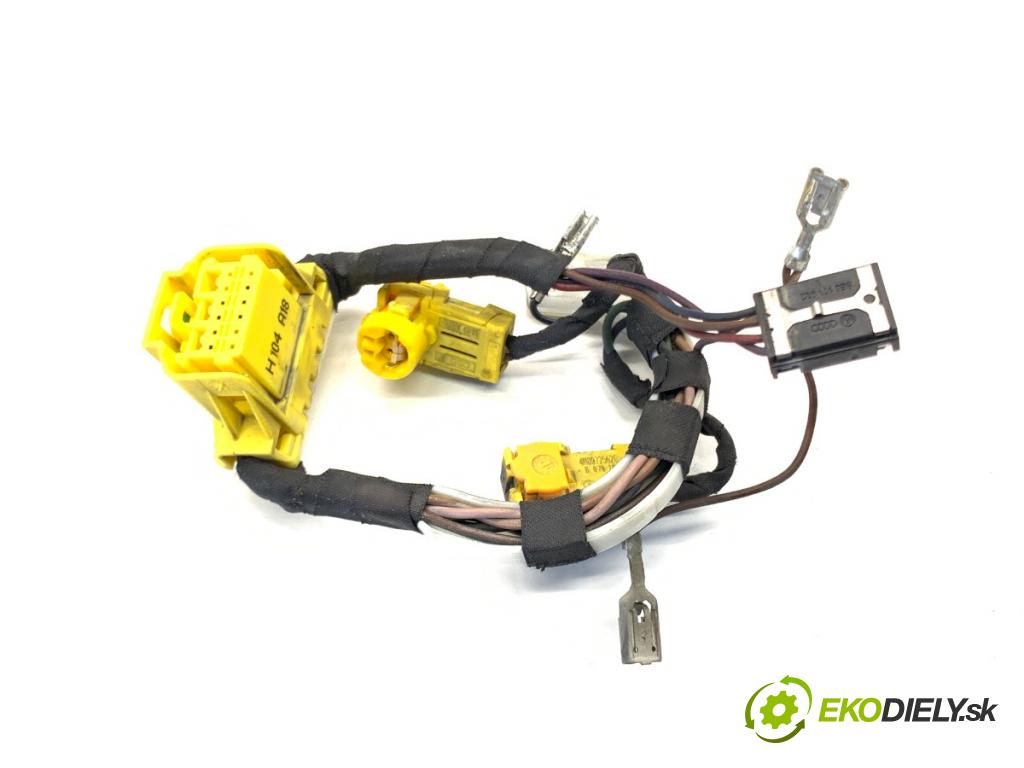 AUDI A4 B9 sedan 2018 185 kW 2.0 TFSI quattro 1984 Káblovačka silentbloku airbag 4M0972562C