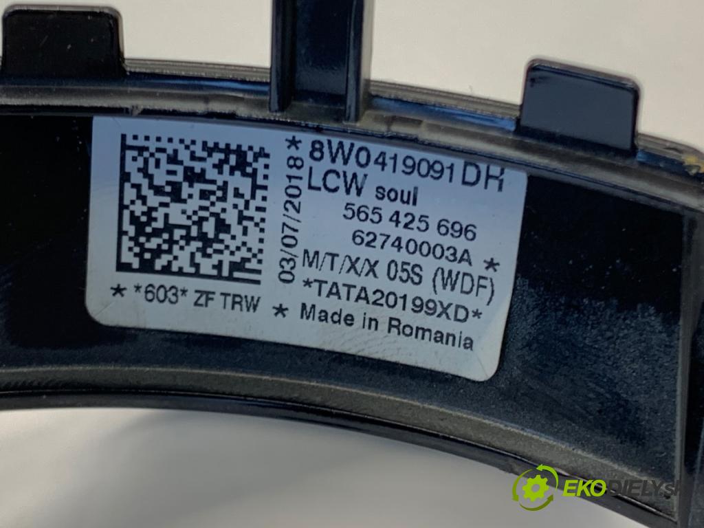 AUDI A4 B9 sedan 2018 185 kW 2.0 TFSI quattro 1984 SPÍNAČE: volantu 8W0951523F