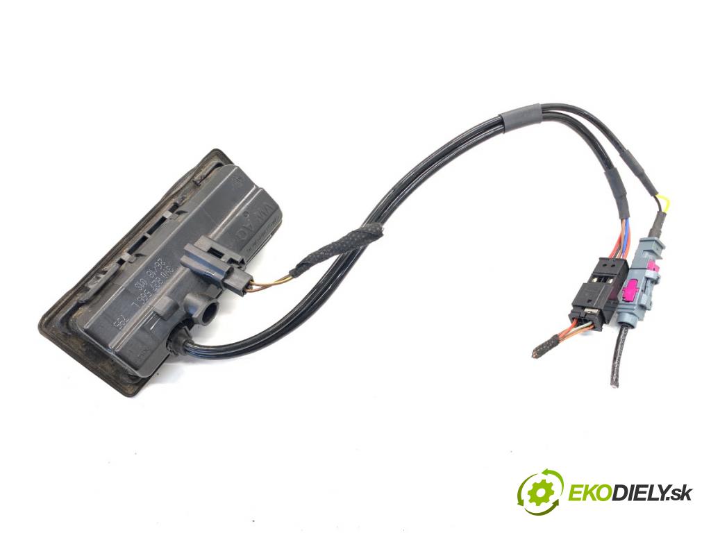 AUDI A4 B9 sedan 2018 185 kW 2.0 TFSI quattro 1984 KAMERA Kľučka dverí zad 3V0827566L