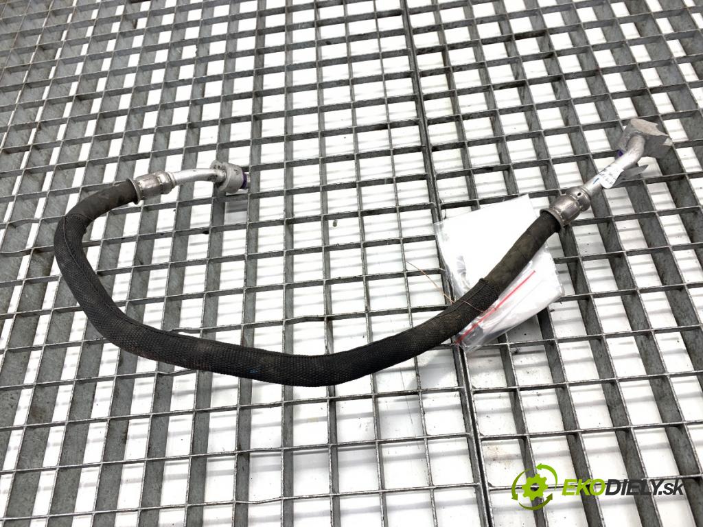 AUDI A4 B9 sedan 2018 185 kW 2.0 TFSI quattro 1984 rúrka klimatizácie 8W0816721BD (Rúrka klimatizácie)