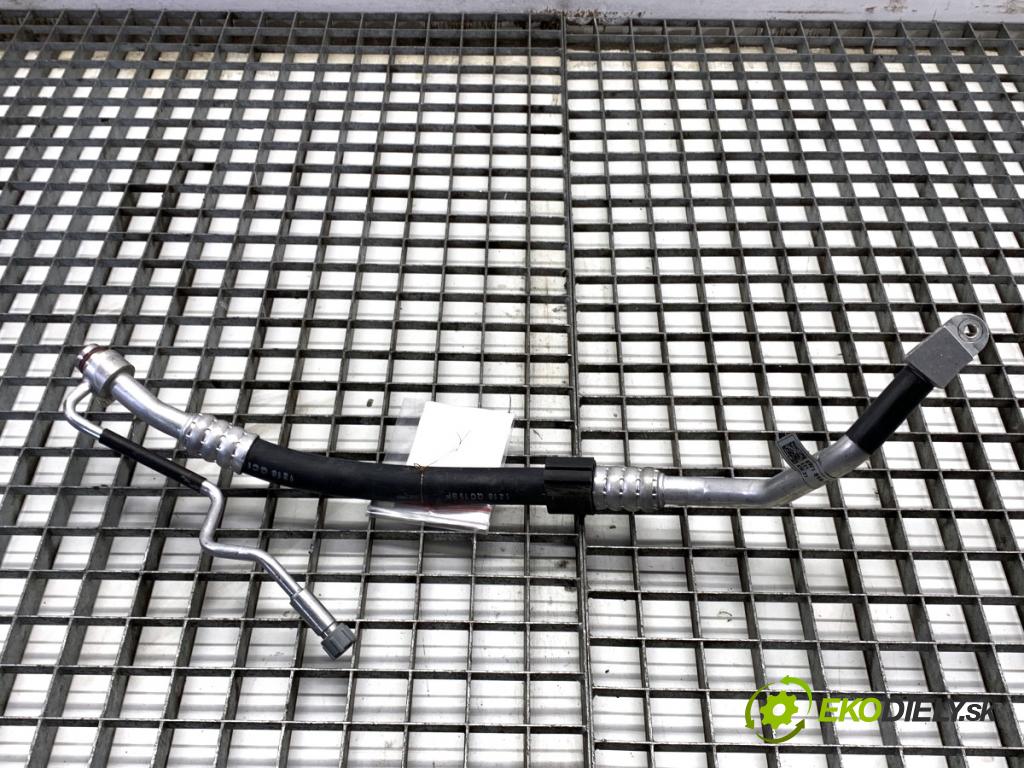 AUDI A4 B9 sedan 2018 185 kW 2.0 TFSI quattro 1984 rúrka klimatizácie 8W1816740 (Rúrka klimatizácie)