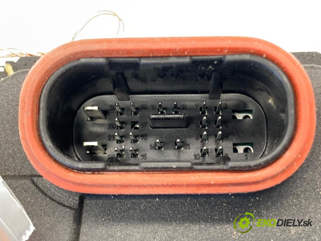 AUDI A4 B9 sedan 2018 185 kW 2.0 TFSI quattro 1984 Menič XENON 4M0907397AC (Riadiaca jednotka xenónu)