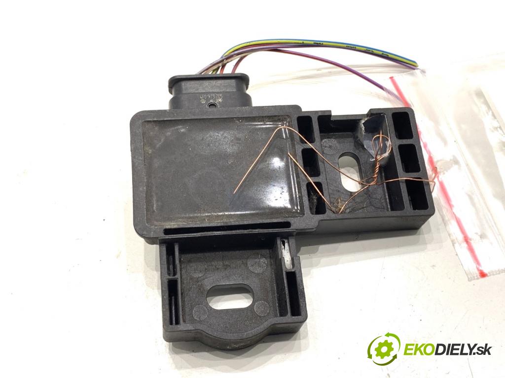 AUDI A4 B9 sedan 2018 185 kW 2.0 TFSI quattro 1984 Modul pumpy paliva 8K0906651