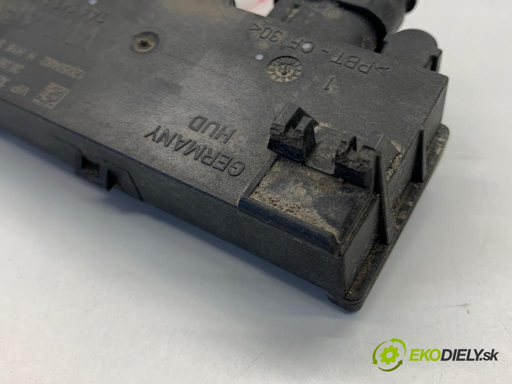 AUDI A4 B9 sedan 2018 185 kW 2.0 TFSI quattro 1984 Modul otvárania dverí 3AA962243H