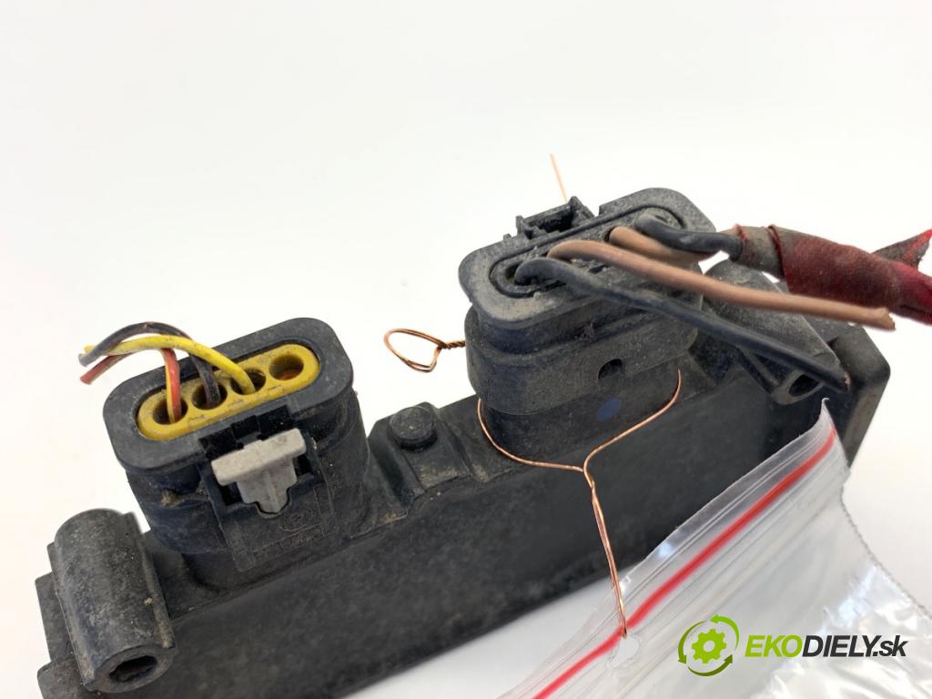 AUDI A4 B9 sedan 2018 185 kW 2.0 TFSI quattro 1984 Modul otvárania dverí 3AA962243H