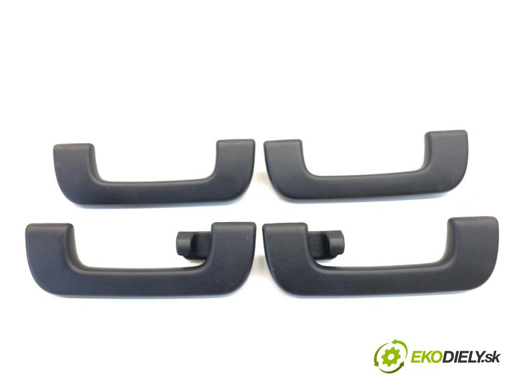 AUDI A4 B9 sedan 2018 185 kW 2.0 TFSI quattro 1984 rúčky čalunenie 8R0857607H