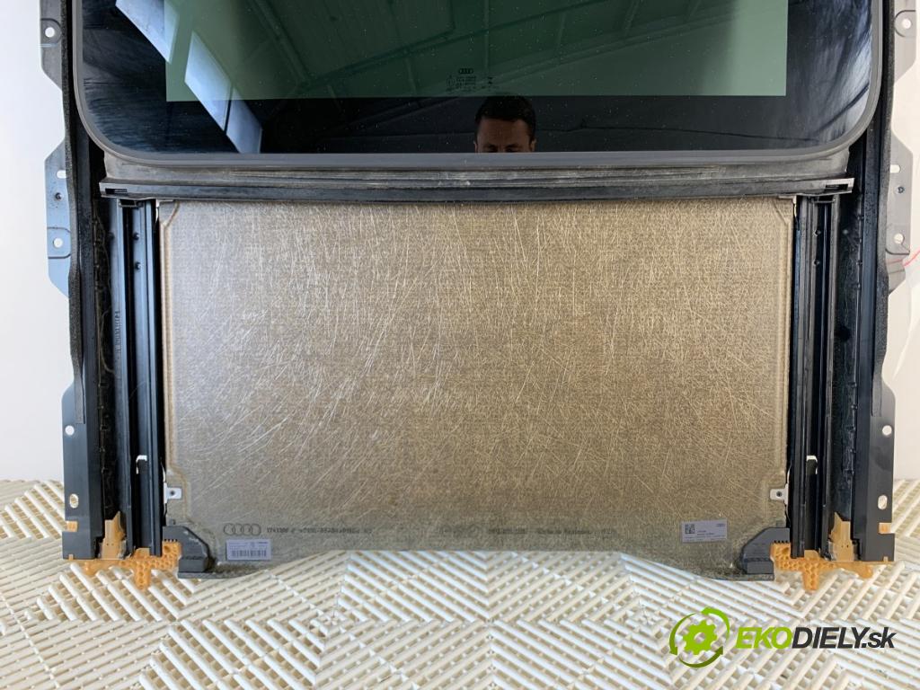 AUDI A4 B9 sedan 2018 185 kW 2.0 TFSI quattro 1984 strešné okno 8W5877041B (Sklo karosérie)