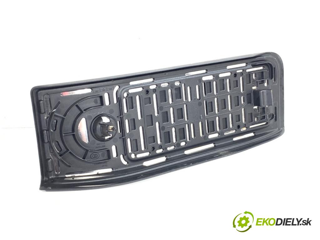 AUDI A4 B9 sedan 2018 185 kW 2.0 TFSI quattro 1984 stupačka 8W1864777B