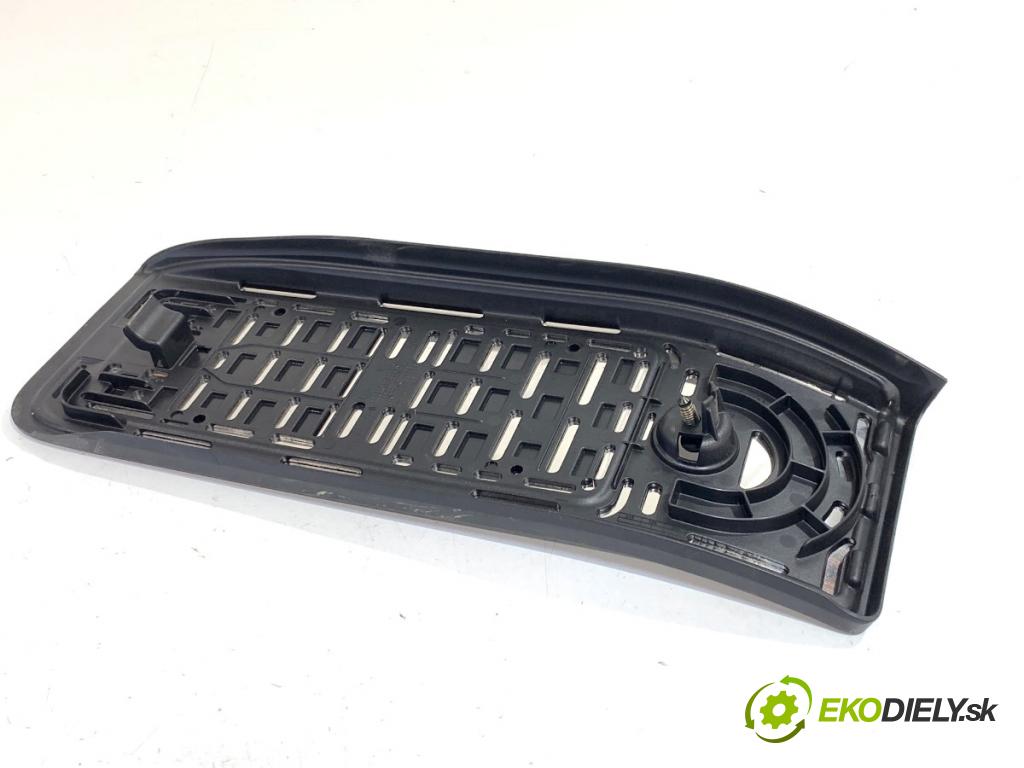 AUDI A4 B9 sedan 2018 185 kW 2.0 TFSI quattro 1984 stupačka 8W1864777B