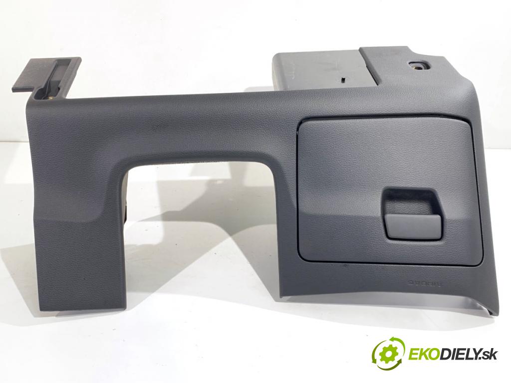 AUDI A4 B9 sedan 2018 185 kW 2.0 TFSI quattro 1984 přihrádka kastlík volantu 8W1857925