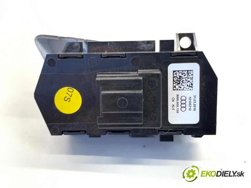 AUDI A4 B9 sedan 2018 185 kW 2.0 TFSI quattro 1984 Prepínač pamäte sedačky 8W0959769