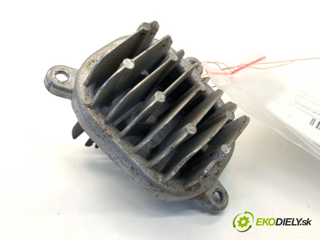 AUDI A4 B9 sedan 2018 185 kW 2.0 TFSI quattro 1984 Modul LED 1305715396