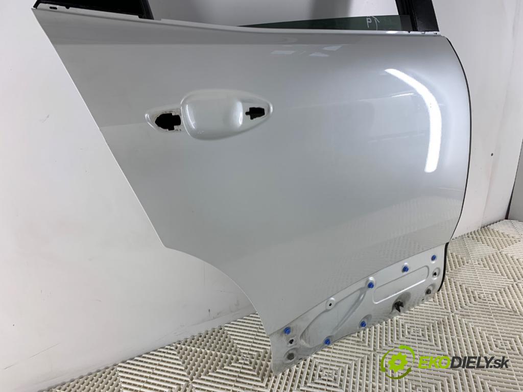 PEUGEOT 3008 SUV 2021 147 kW Hybrid4 (M45GBU) 1598 dveře pravý zadní část KWED