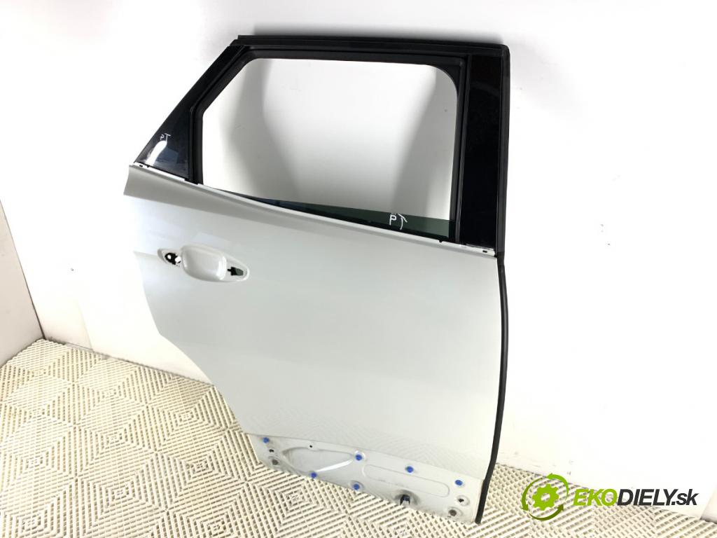 PEUGEOT 3008 SUV 2021 147 kW Hybrid4 (M45GBU) 1598 dveře pravý zadní část KWED