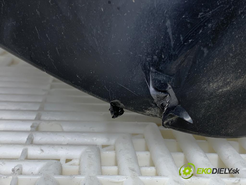 CUPRA FORMENTOR SUV 2023 228 kW 2.0 TSI 4Drive 1984 Nárazník zad  (Kľučka dverí ostatné)