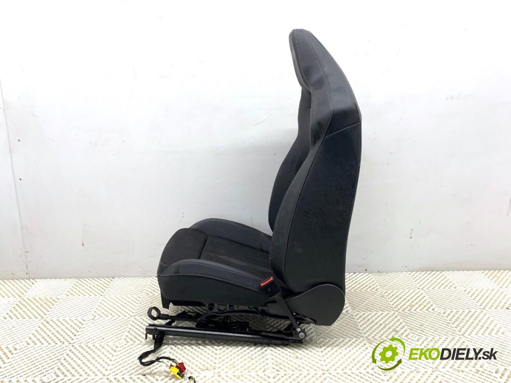 CUPRA FORMENTOR SUV 2023 228 kW 2.0 TSI 4Drive 1984 Sedadlo pravy predný