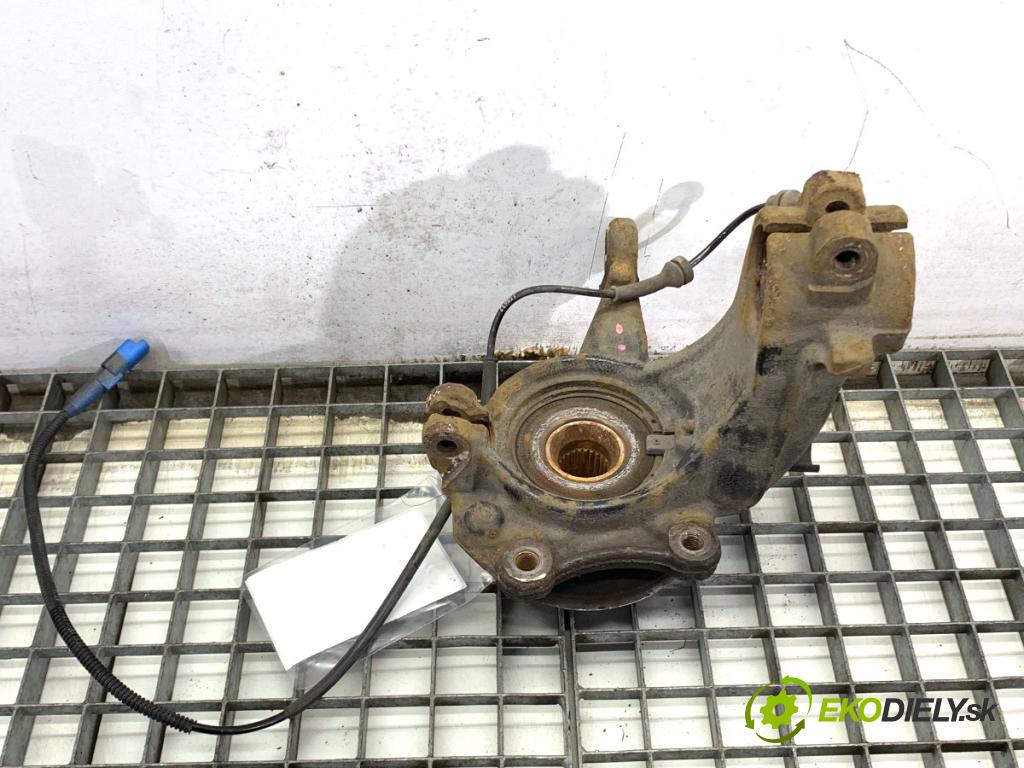 PEUGEOT 2008 I SUV 2016 96 kW 1.2 THP 130 / PureTech 130 1199 náboj levý přední část