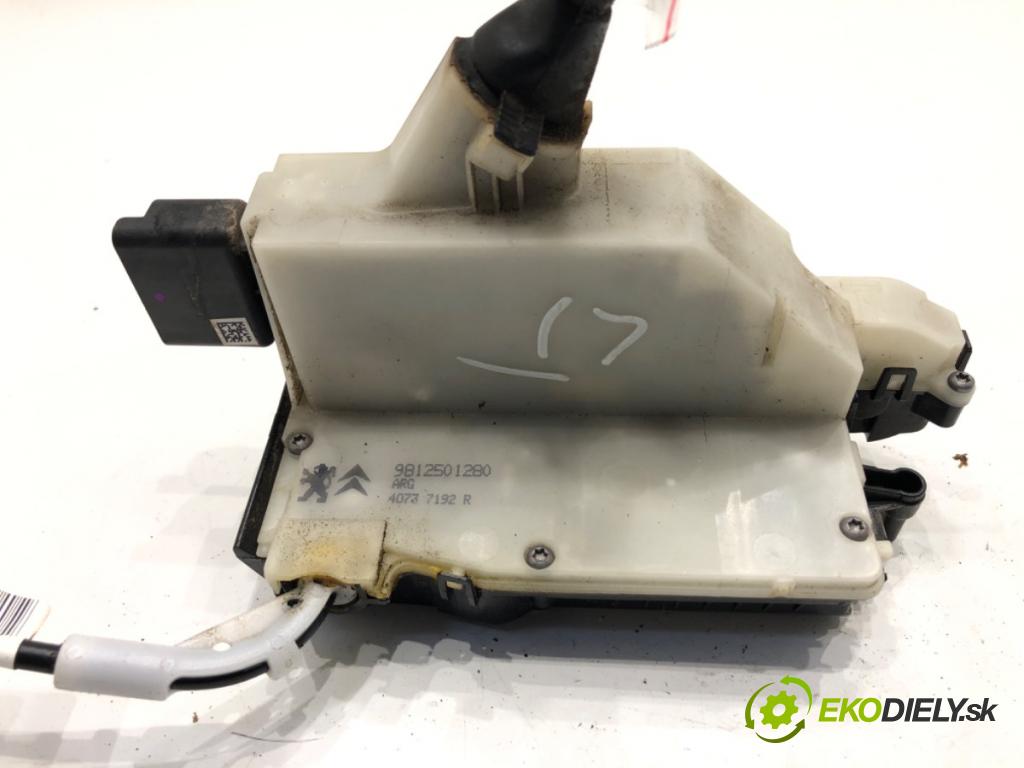 PEUGEOT 2008 I SUV 2016 96 kW 1.2 THP 130 / PureTech 130 1199 zámok Dvere ľavy zad 9812501280