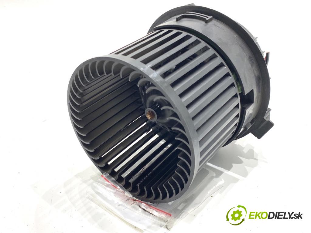 PEUGEOT 2008 I SUV 2016 96 kW 1.2 THP 130 / PureTech 130 1199 topení T1013140A