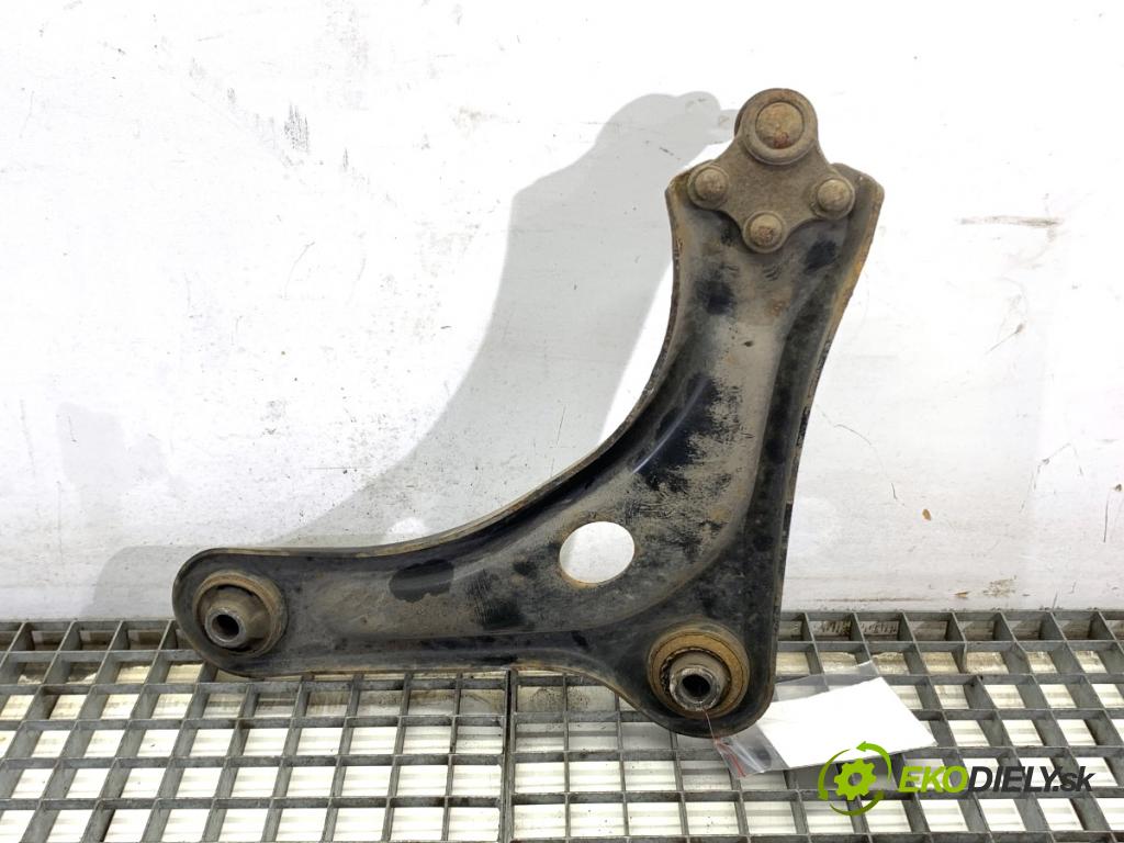 PEUGEOT 2008 I SUV 2016 96 kW 1.2 THP 130 / PureTech 130 1199 Rameno pravy predný