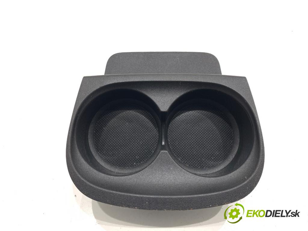 PEUGEOT 2008 I SUV 2016 96 kW 1.2 THP 130 / PureTech 130 1199 Držiak na nápoje 9675887377 (Držiak (úchyt) na nápoje)