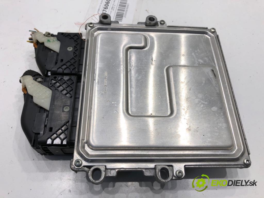 PEUGEOT 2008 I SUV 2016 96 kW 1.2 THP 130 / PureTech 130 1199 riadiaca jednotka Motor 9818160080 (Riadiaca jednotka)