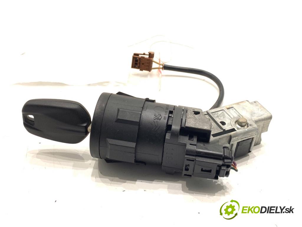 PEUGEOT 2008 I SUV 2016 96 kW 1.2 THP 130 / PureTech 130 1199 spínačka 9663123380 (Spínací skříňka)