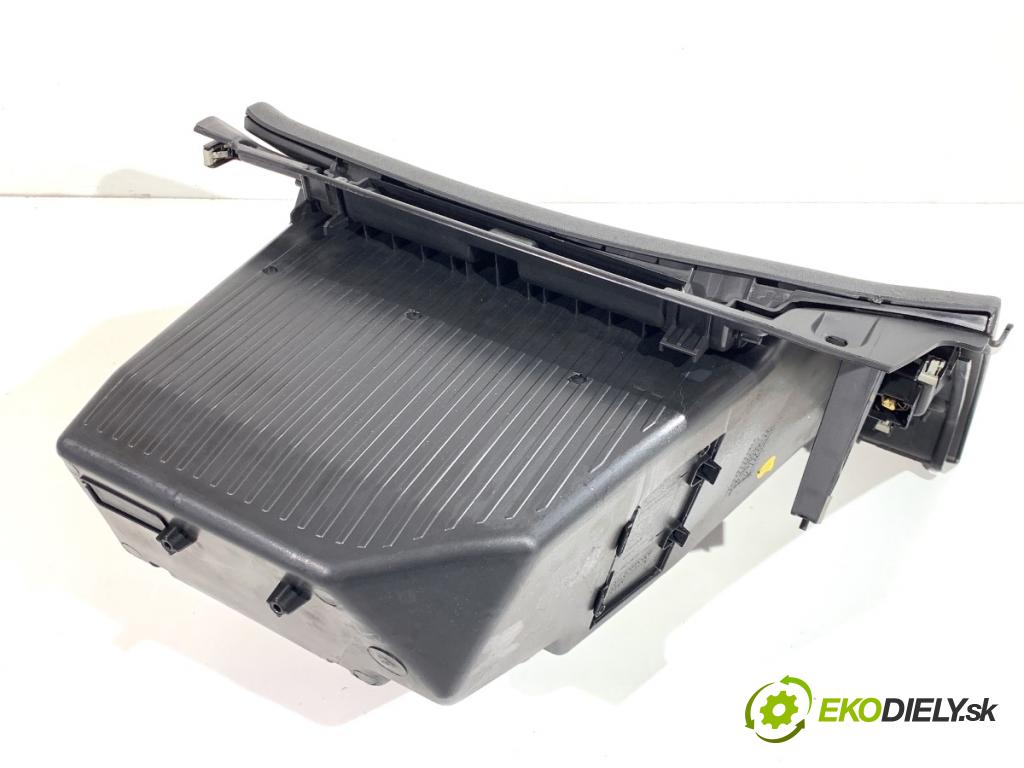 PEUGEOT 2008 I SUV 2016 96 kW 1.2 THP 130 / PureTech 130 1199 Priehradka, kastlík spolujazdca 9672847477 (Priehradka (kastlík))