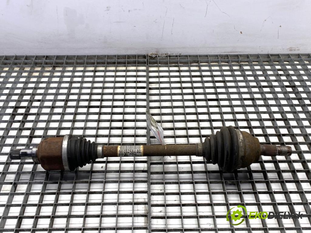 PEUGEOT 2008 I SUV 2016 96 kW 1.2 THP 130 / PureTech 130 1199 Poloos ľavy predný 9809258480