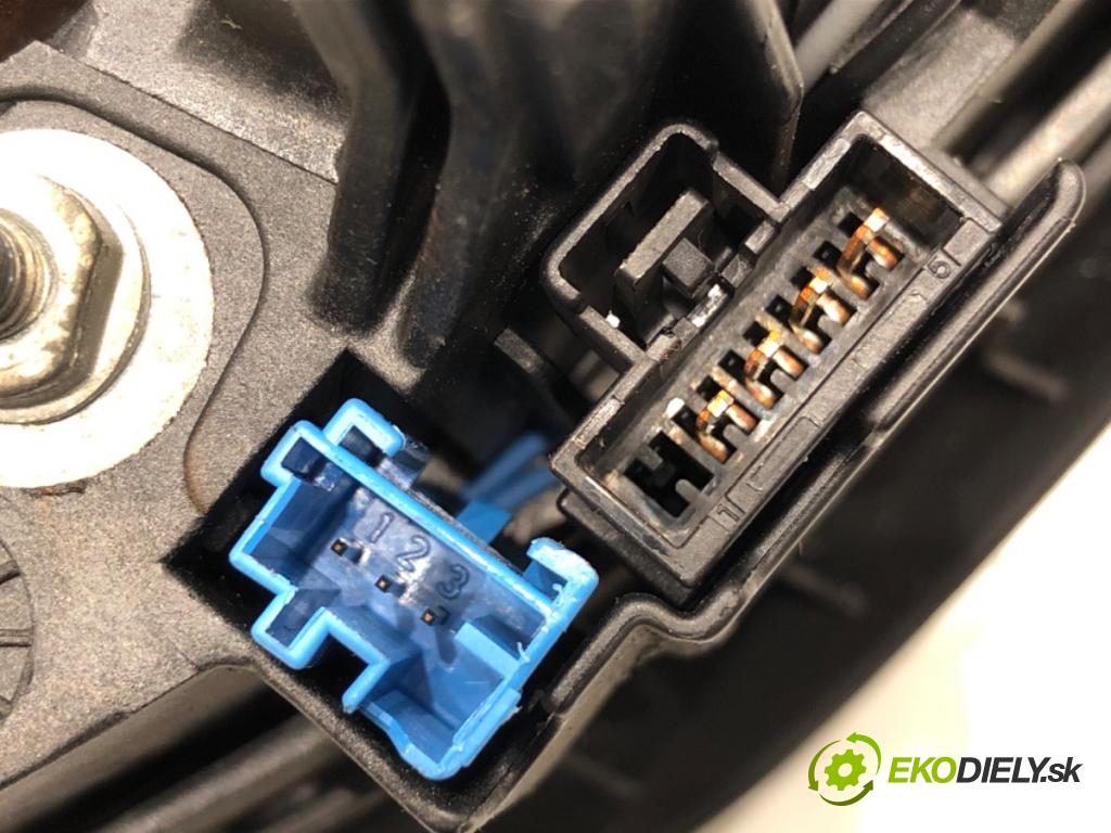 PEUGEOT 2008 I SUV 2016 96 kW 1.2 THP 130 / PureTech 130 1199 AirBag volantu 98072114ZD (Airbag)