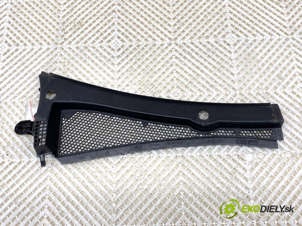 PEUGEOT 2008 I SUV 2016 96 kW 1.2 THP 130 / PureTech 130 1199 Torpédo, plast pod čelné okno ľave 9673302777