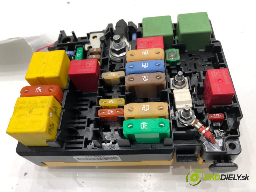 PEUGEOT 2008 I SUV 2016 96 kW 1.2 THP 130 / PureTech 130 1199 modul UCH 9804848480 (Řídící jednotka ostatní)